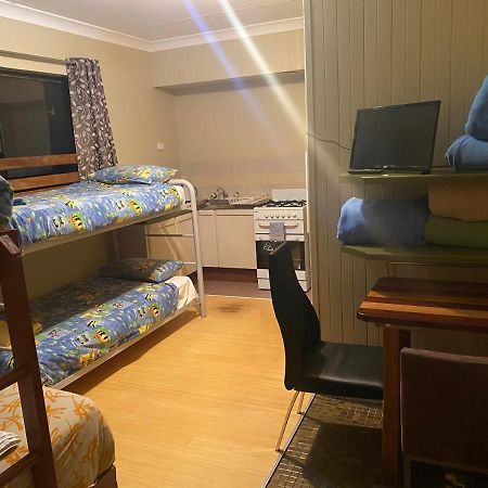 Snowgate Motel + Apartments เบอร์ริเดล ภายนอก รูปภาพ