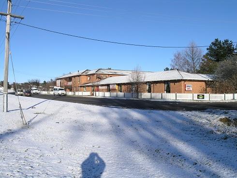 Snowgate Motel + Apartments เบอร์ริเดล ภายนอก รูปภาพ